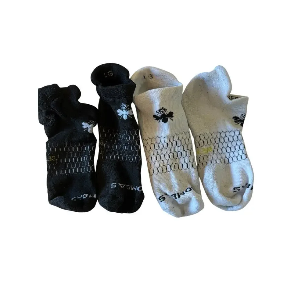 BOMBAS 2 Pairs Socks All-Purpose Performance Calf Black White Size Large